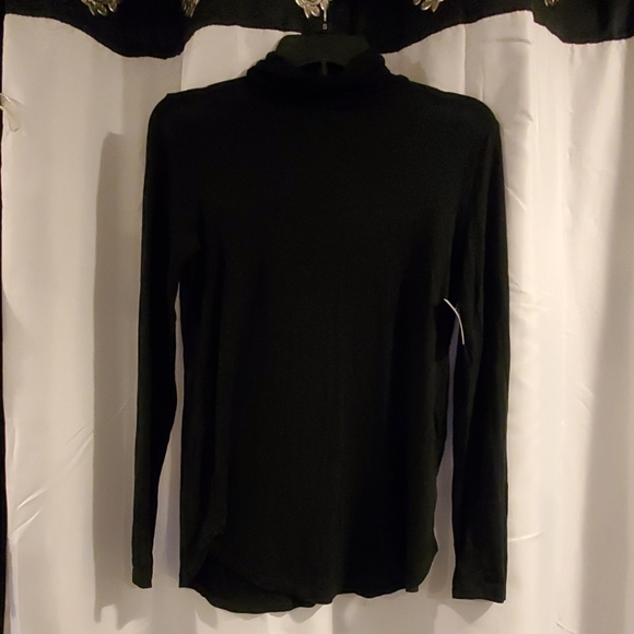 Old navy small black - Picture 1 of 3